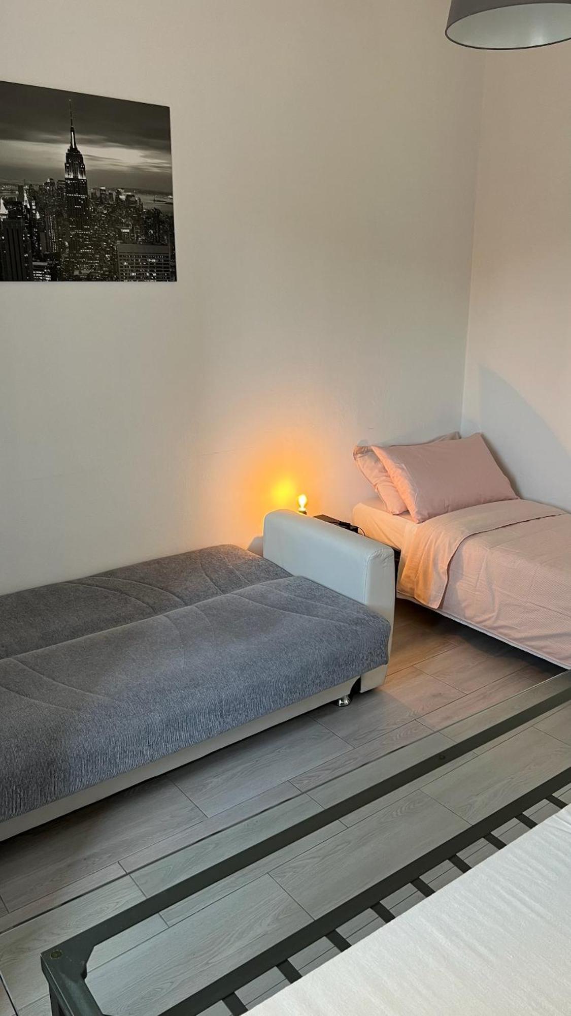 Apartmán Rafael Milano - 10 Min From Linate Airport, Centrale Fs, Ospedale San Raffaele Exteriér fotografie