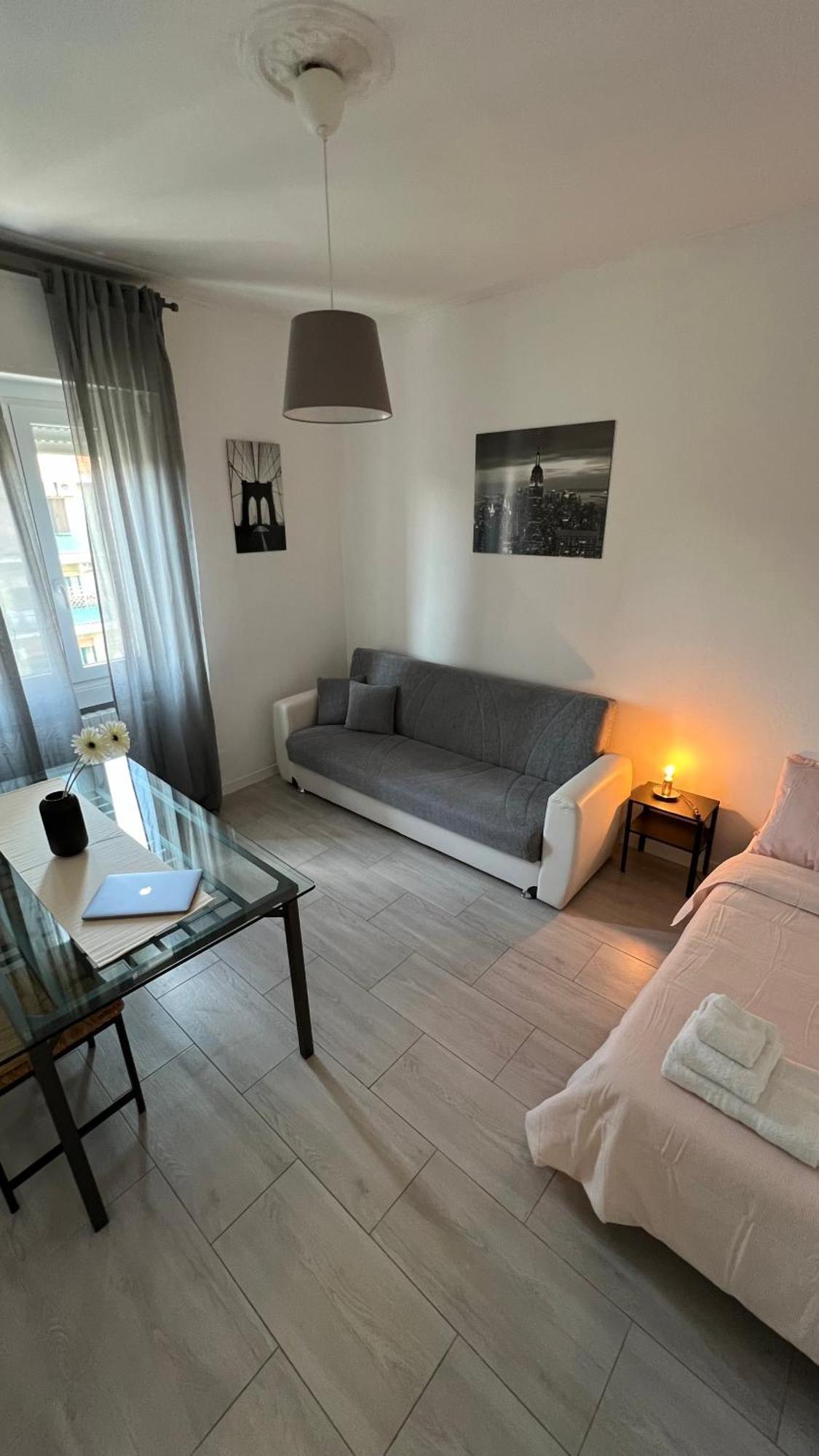 Apartmán Rafael Milano - 10 Min From Linate Airport, Centrale Fs, Ospedale San Raffaele Exteriér fotografie